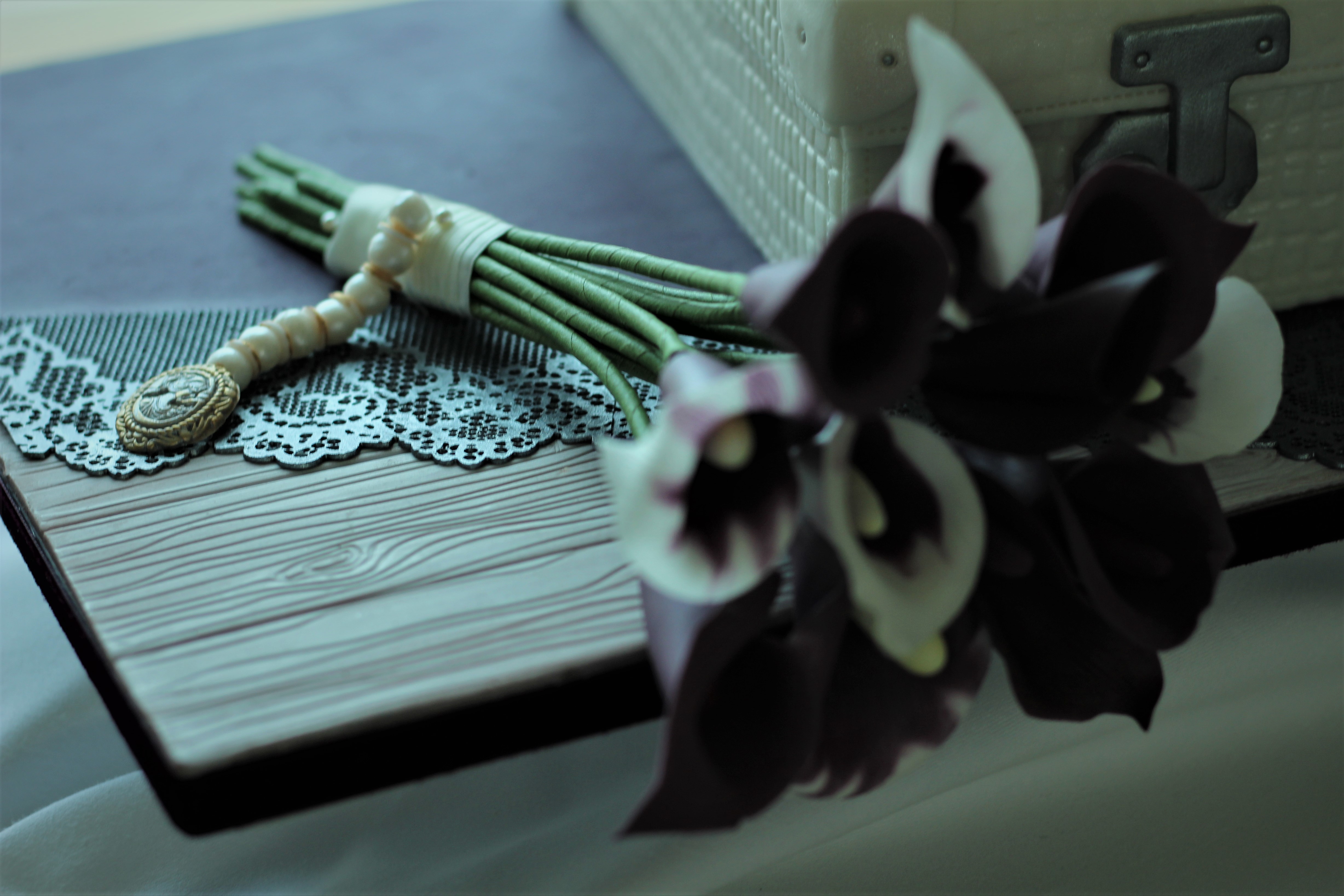 Close-up of fondant flowers